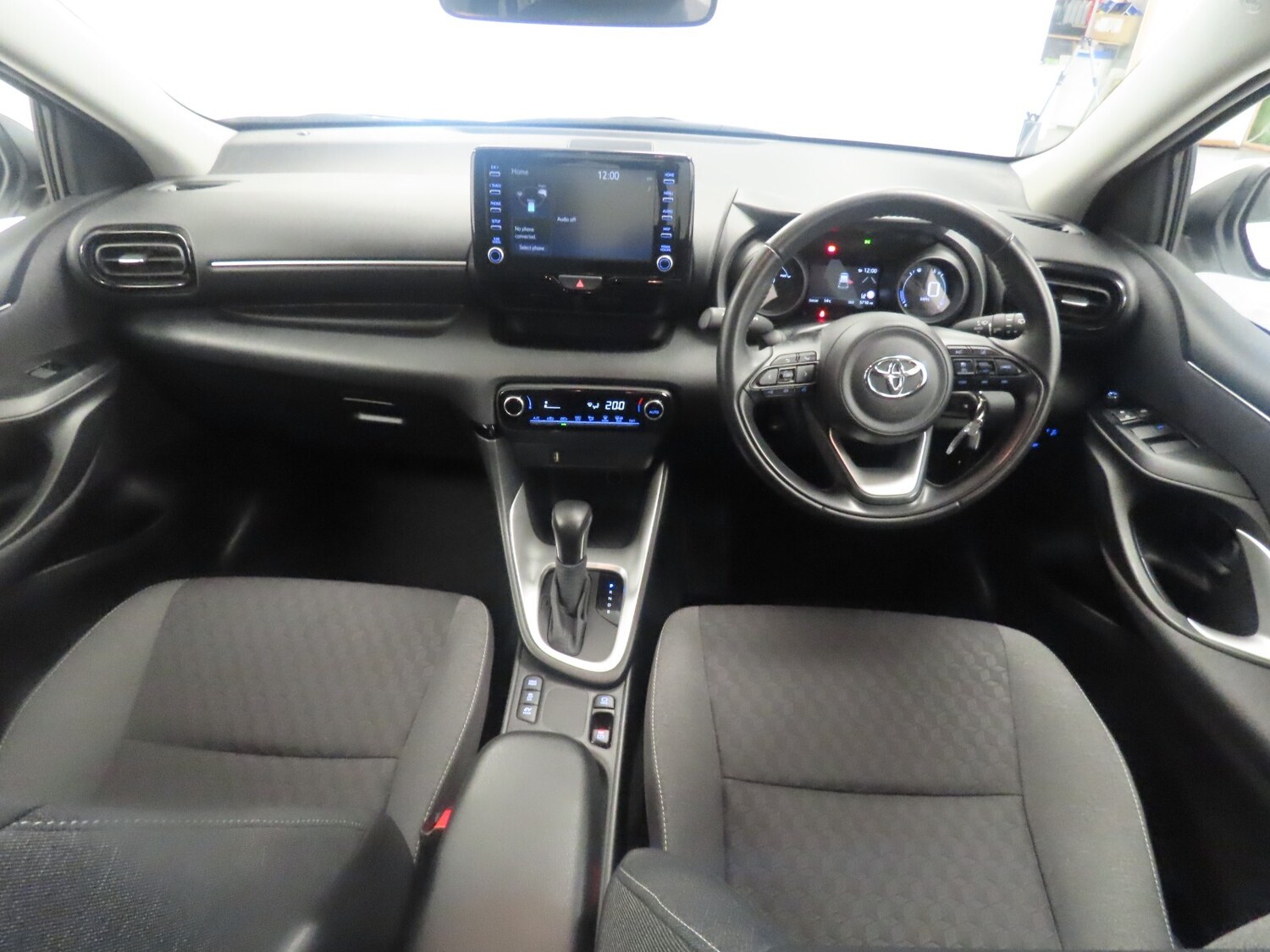 Used Toyota Yaris 2023 for sale - 76533922: Photo 30