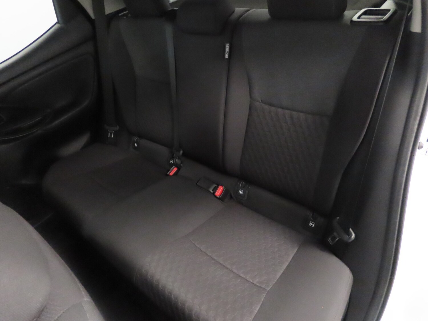 Used Toyota Yaris 2023 for sale - 76533922: Photo 36