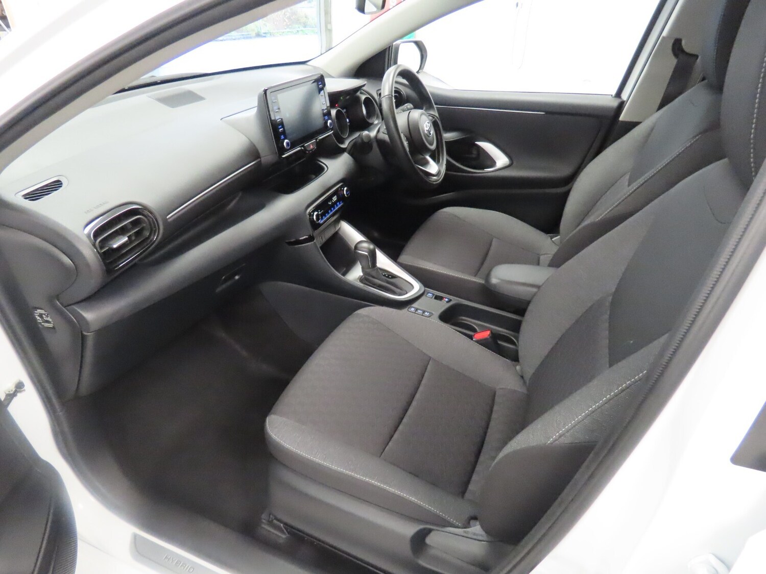 Used Toyota Yaris 2023 for sale - 76533922: Photo 37