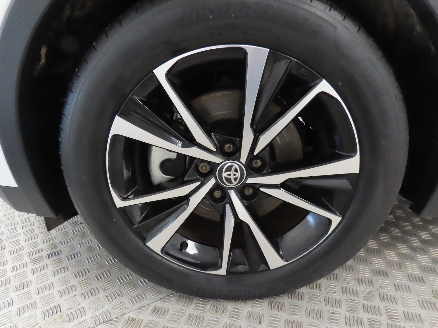 Used Toyota C-HR 2024 for sale - 76984049: Photo 13