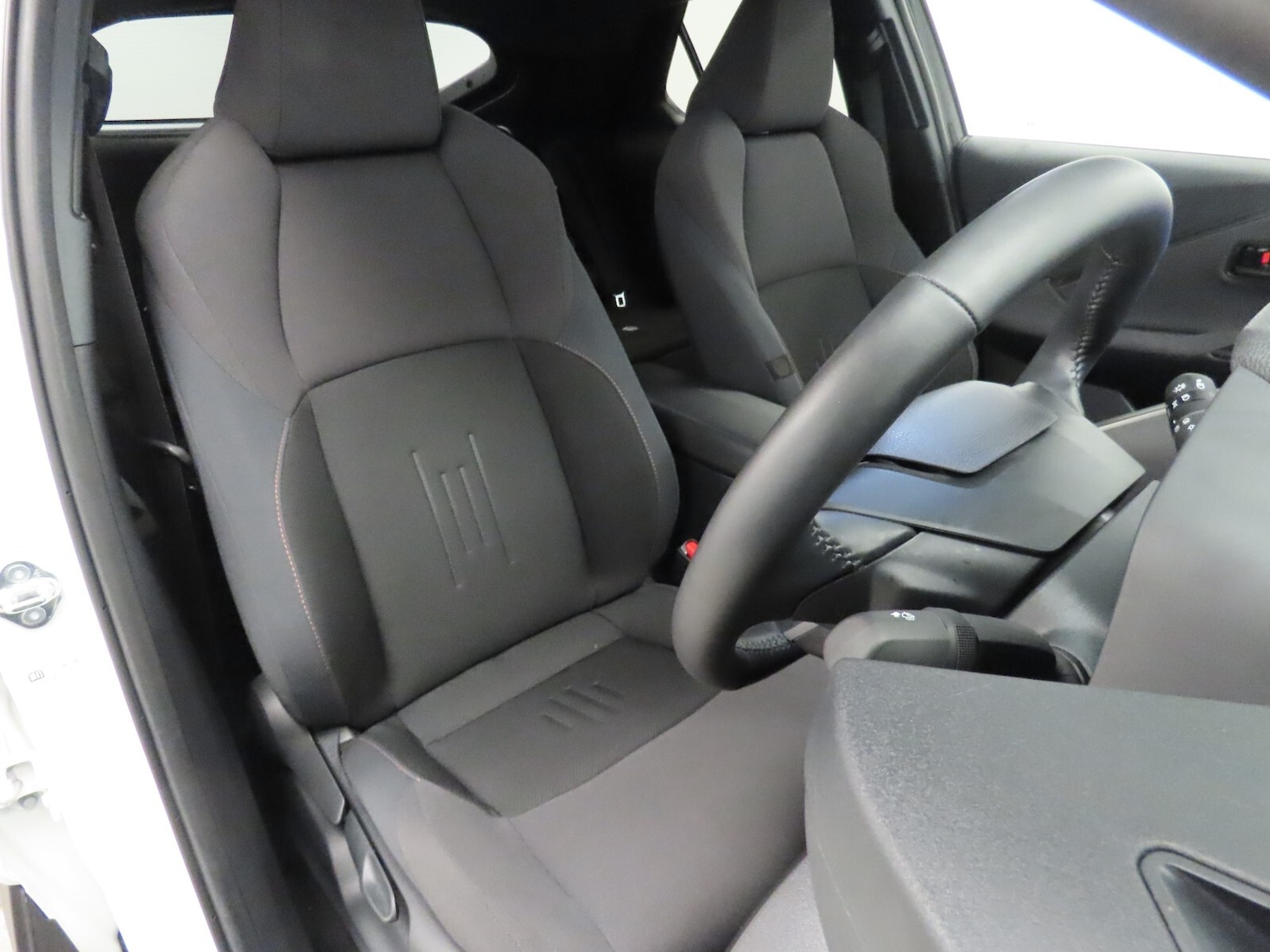 Used Toyota C-HR 2024 for sale - 76984049: Photo 16