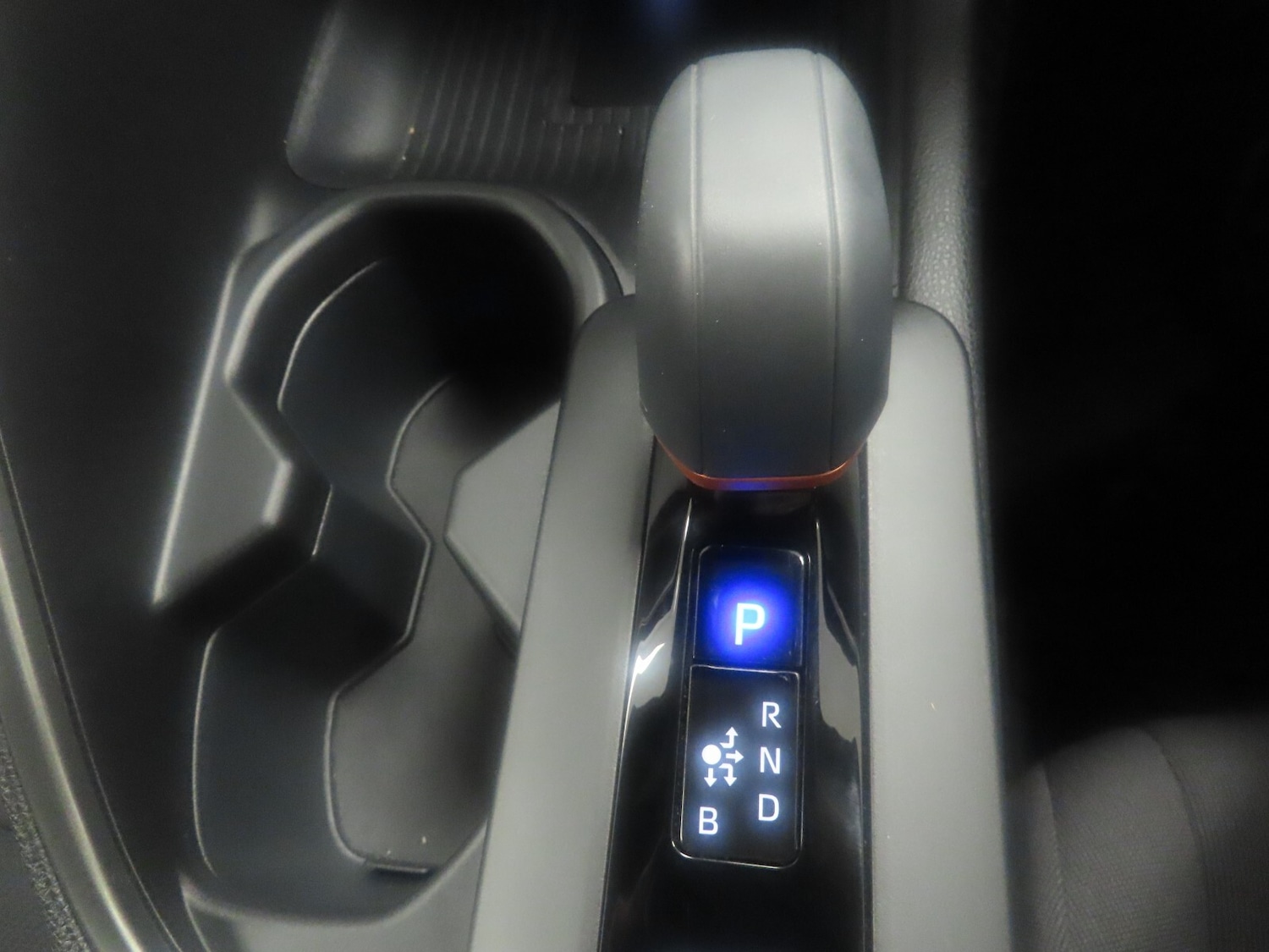 Used Toyota C-HR 2024 for sale - 76984049: Photo 26