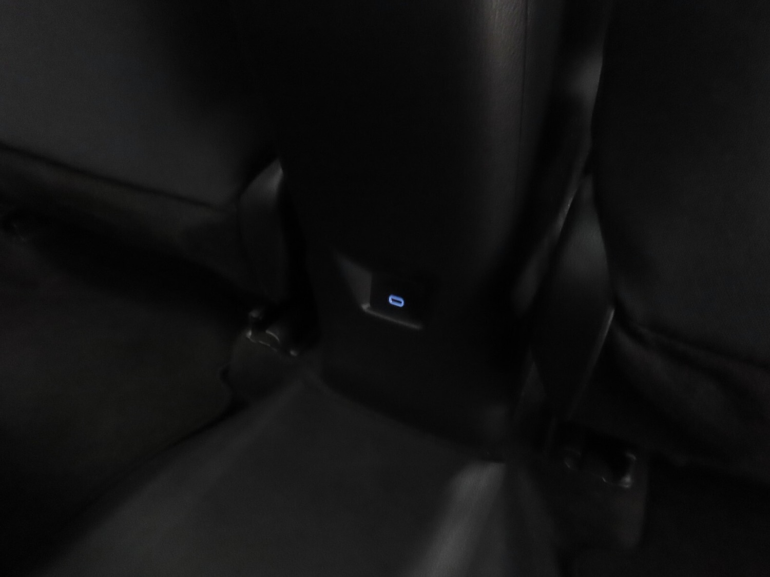 Used Toyota C-HR 2024 for sale - 76984049: Photo 33