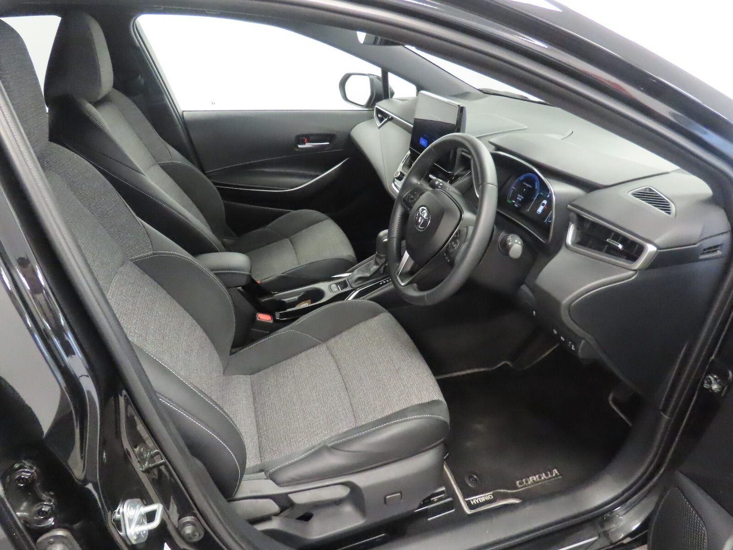 Used Toyota Corolla 2025 for sale - 76984090: Photo 15