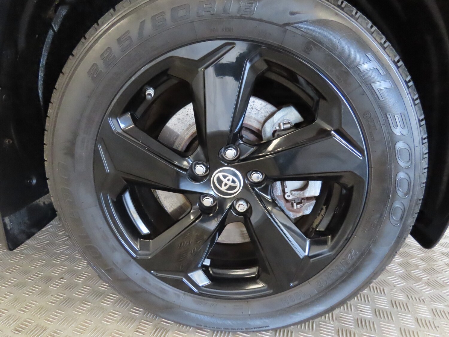 Used Toyota RAV4 2020 for sale - 76276449: Photo 10