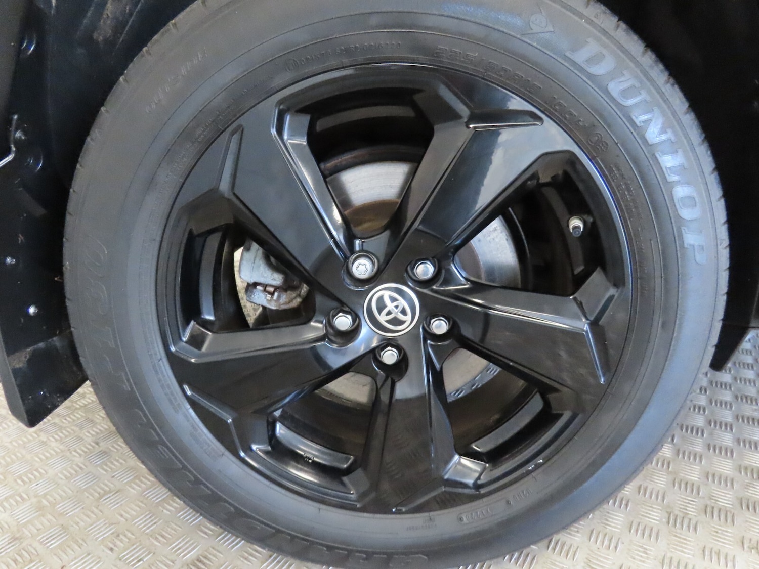 Used Toyota RAV4 2020 for sale - 76276449: Photo 11