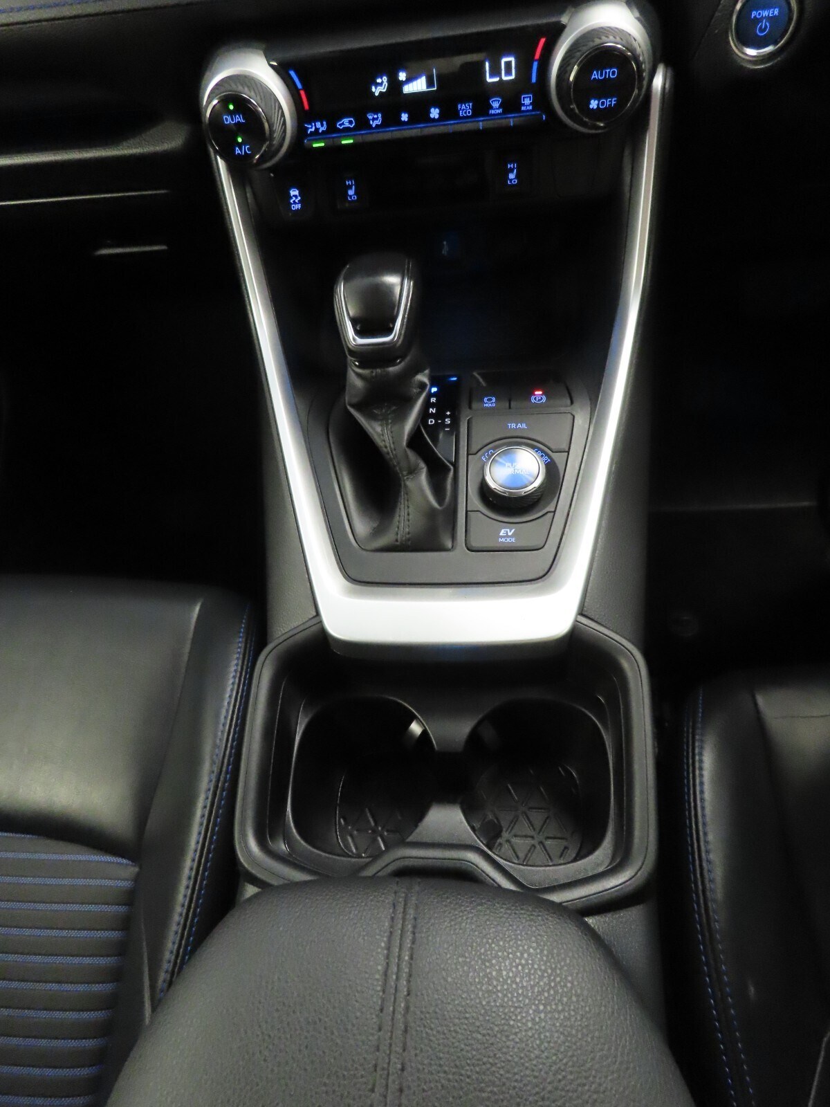 Used Toyota RAV4 2020 for sale - 76276449: Photo 29