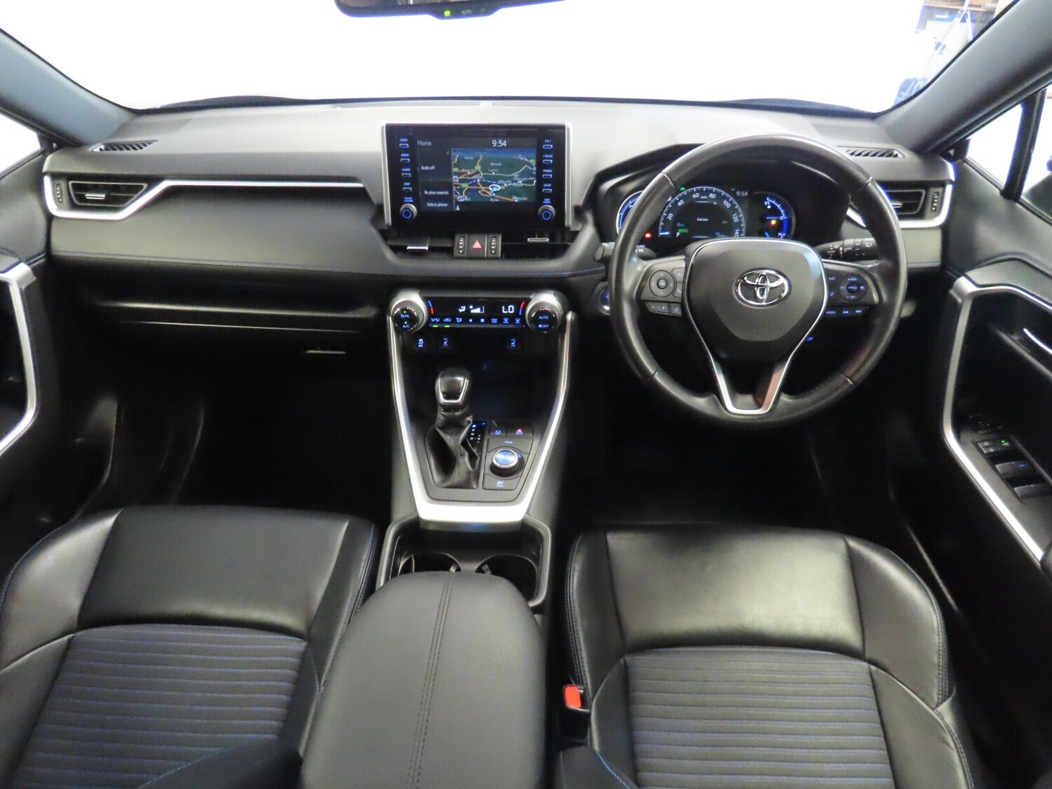 Used Toyota RAV4 2020 for sale - 76276449: Photo 32