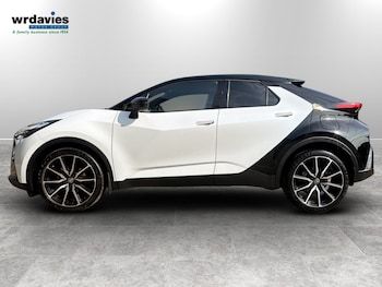 Used Toyota C-HR 2023 for sale - 78906336: Photo