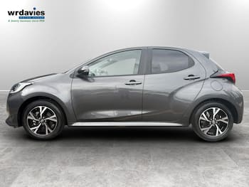 Used Toyota Yaris 2024 for sale - 79202873: Photo