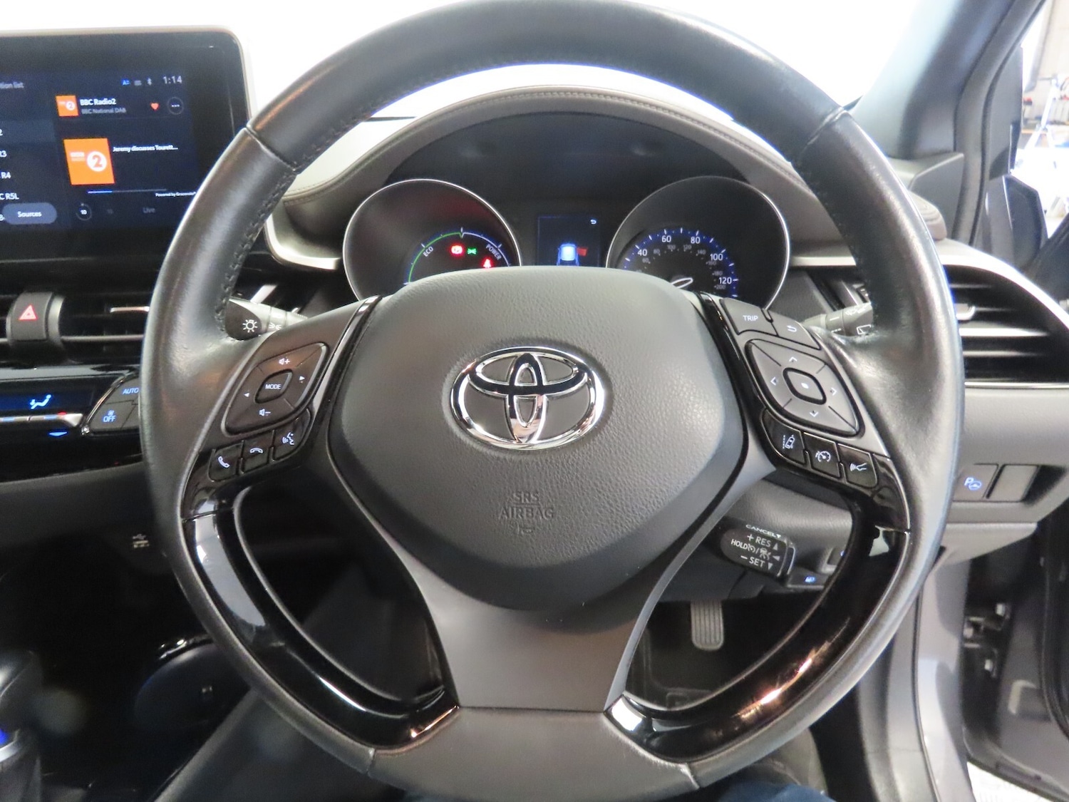 Used Toyota C-HR 2022 for sale - 77762689: Photo 18