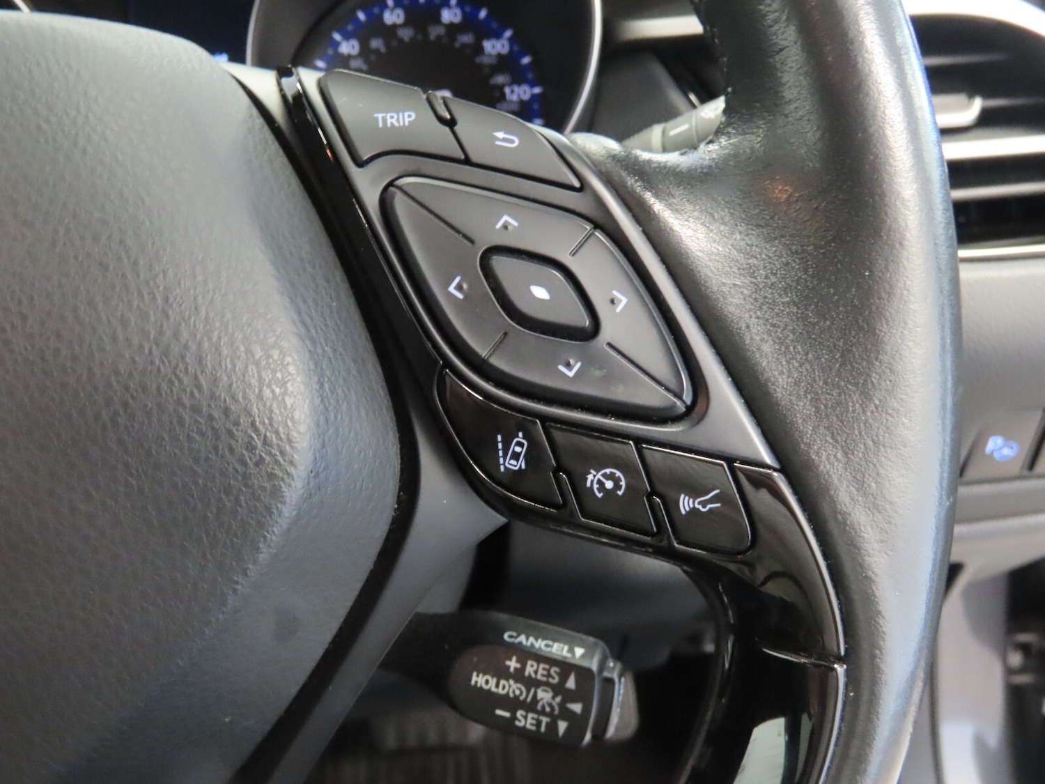 Used Toyota C-HR 2022 for sale - 77762689: Photo 19