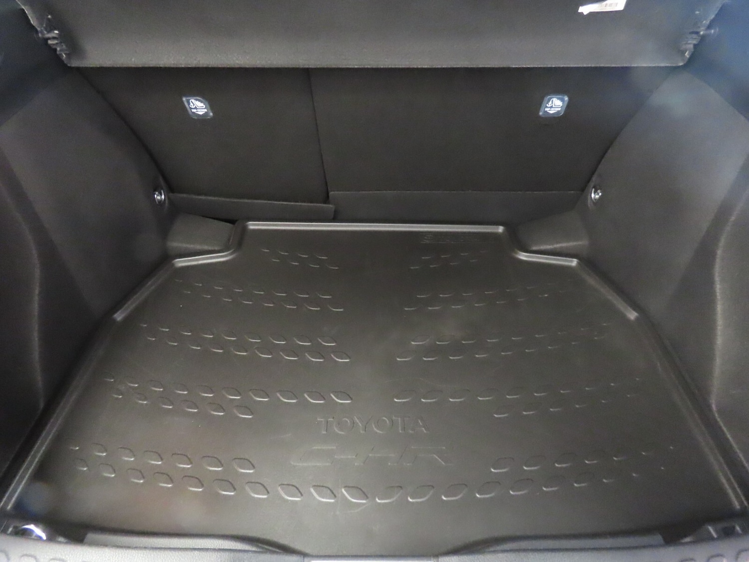 Used Toyota C-HR 2022 for sale - 77762689: Photo 32