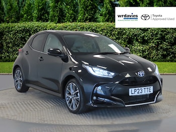 Used Toyota Yaris 2023 for sale - 76276293: Photo