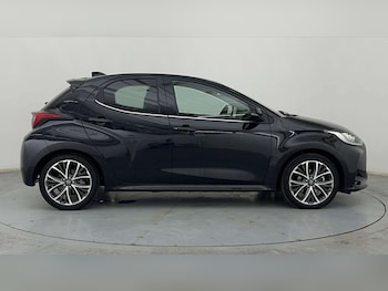 Used Toyota Yaris 2023 for sale - 76276293: Photo