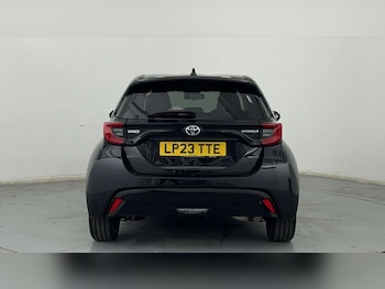 Used Toyota Yaris 2023 for sale - 76276293: Photo