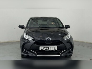 Used Toyota Yaris 2023 for sale - 76276293: Photo