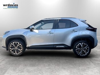 Used Toyota Yaris Cross 2023 for sale - 78239531: Photo