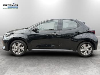 Used Toyota Yaris 2026 for sale - 79558790: Photo