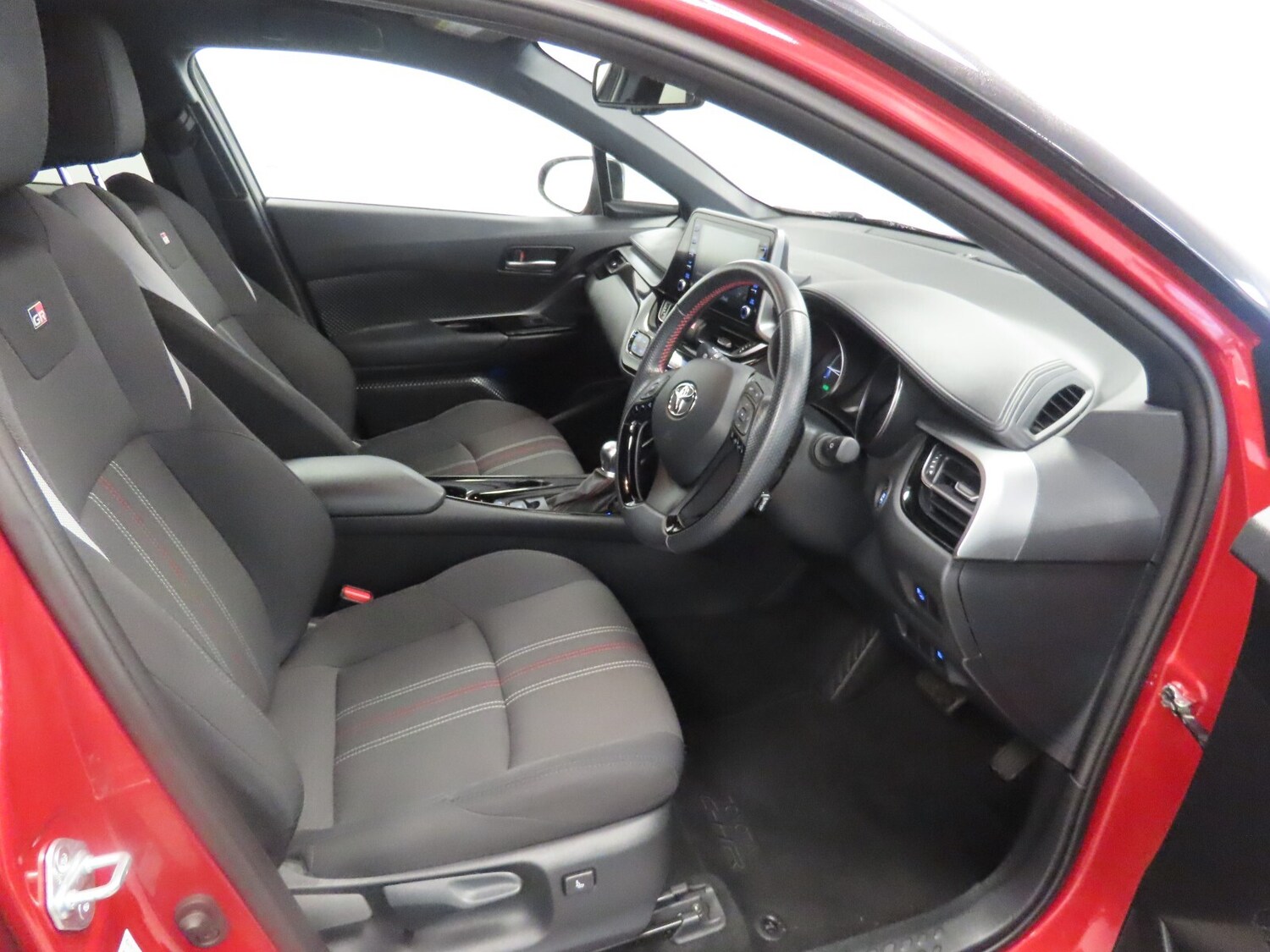 Used Toyota C-HR 2021 for sale - 76580038: Photo 15