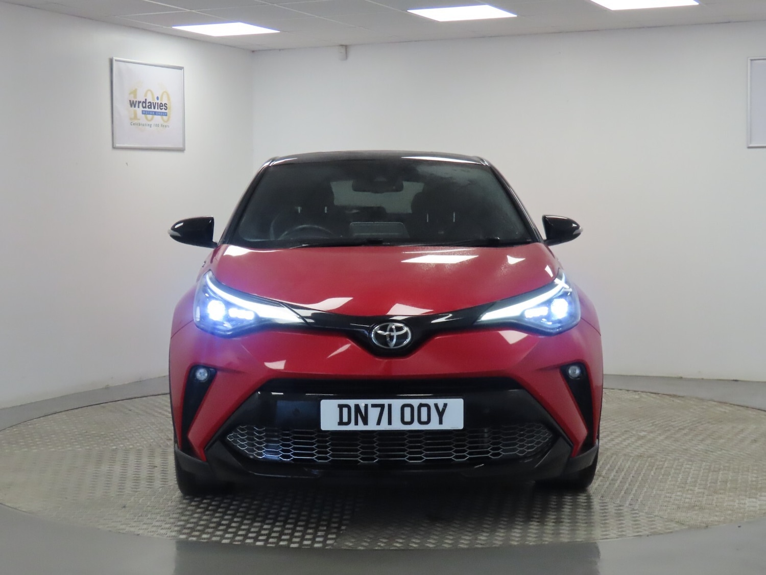 Used Toyota C-HR 2021 for sale - 76580038: Photo 2