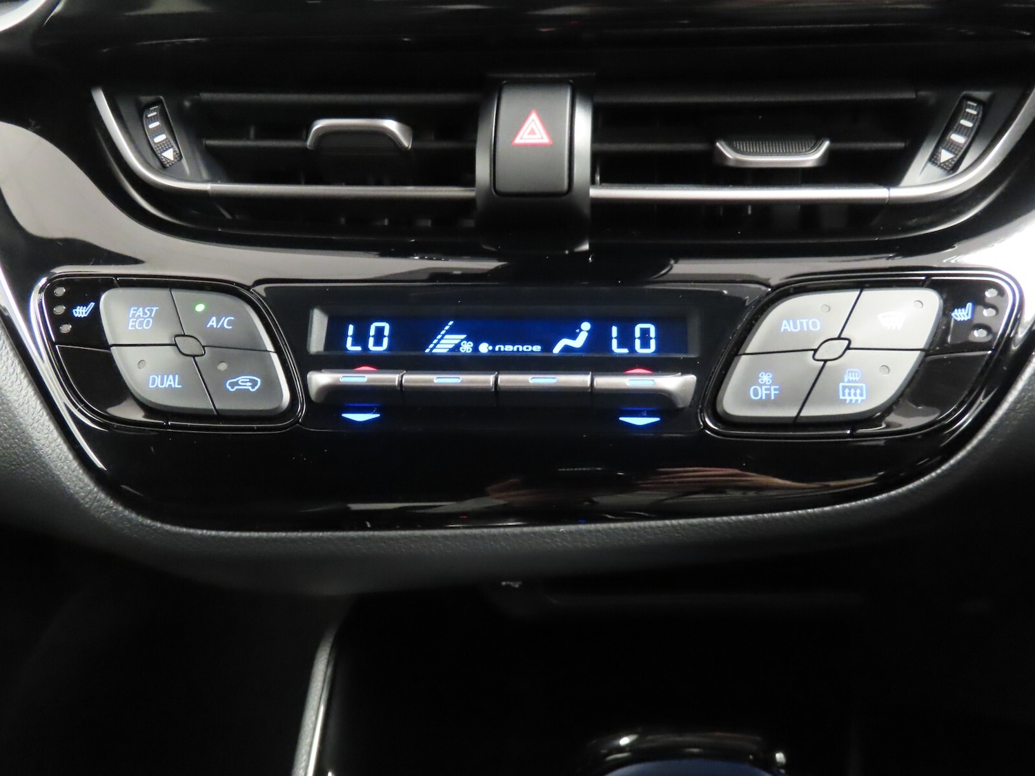 Used Toyota C-HR 2021 for sale - 76580038: Photo 22