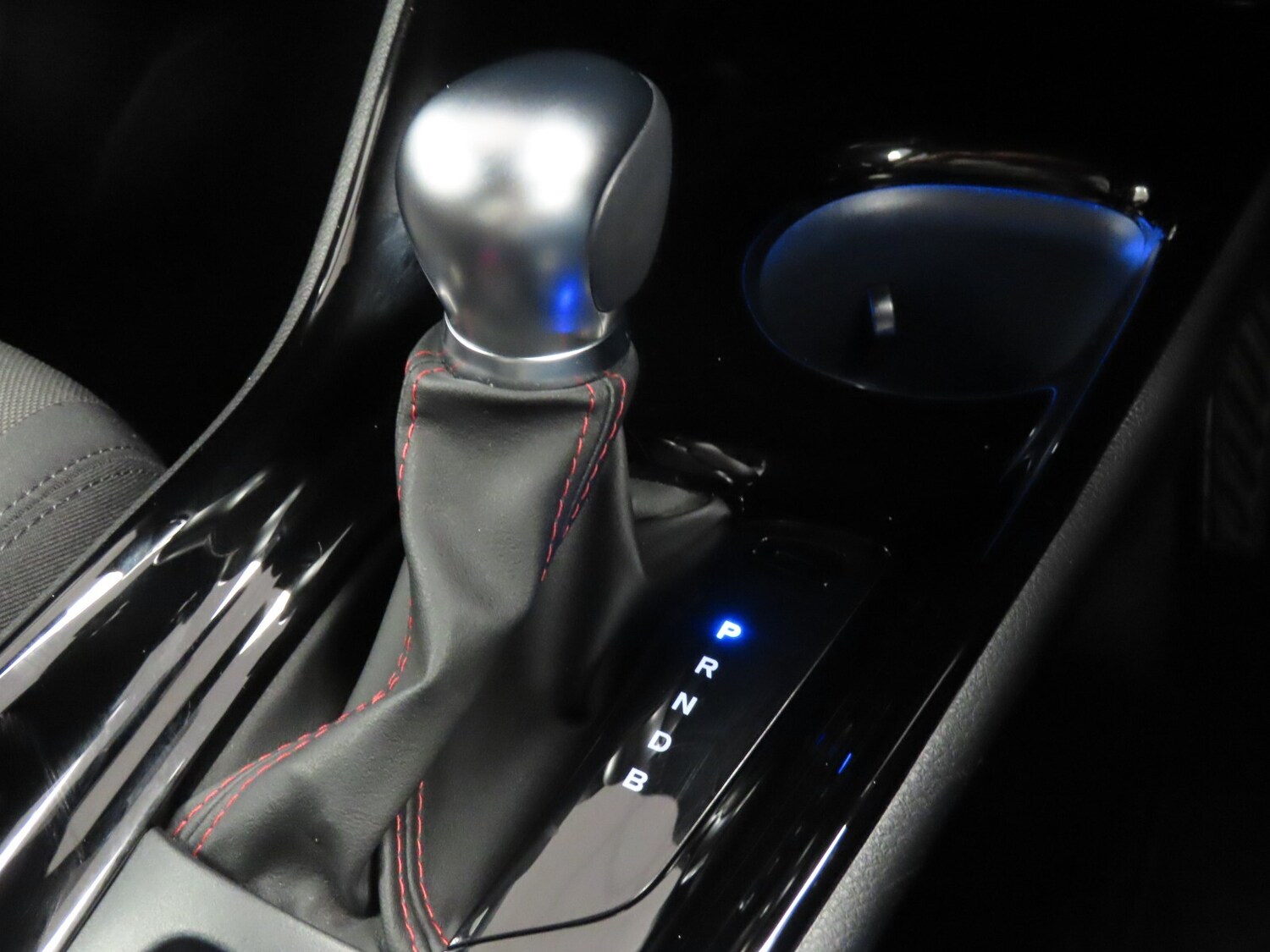 Used Toyota C-HR 2021 for sale - 76580038: Photo 25