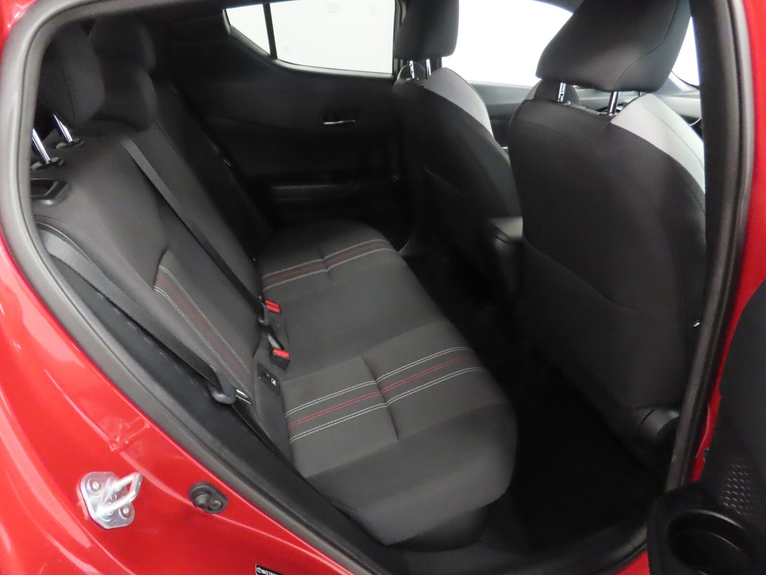 Used Toyota C-HR 2021 for sale - 76580038: Photo 31