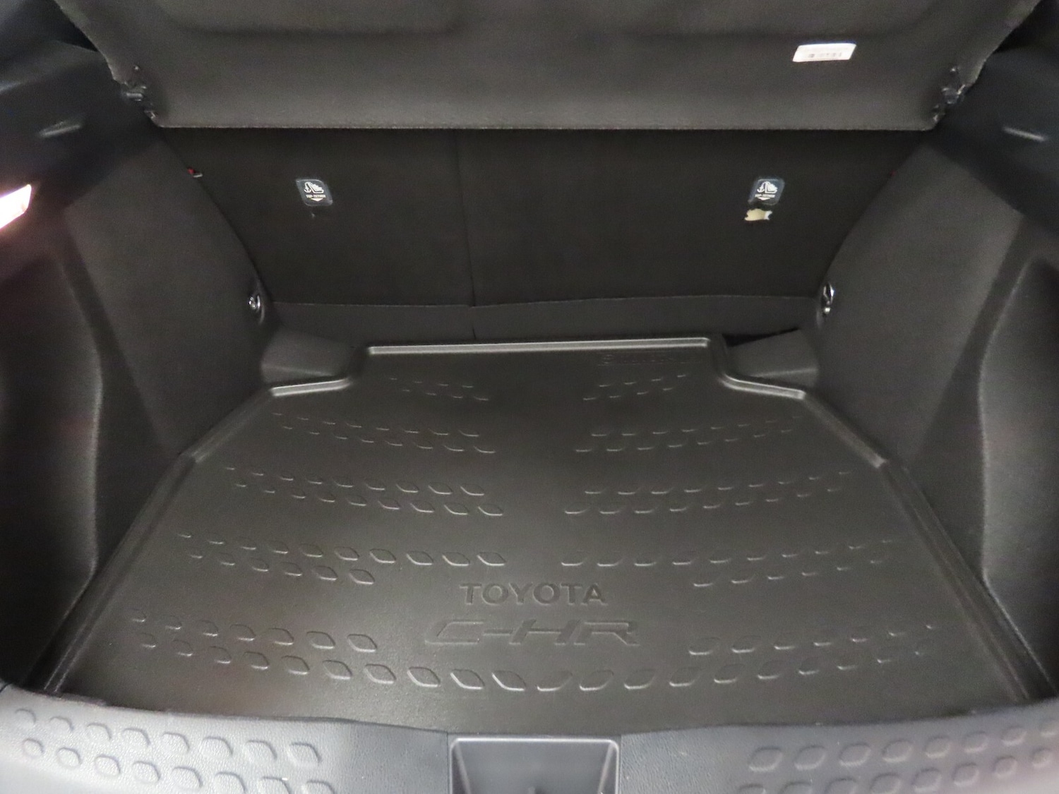 Used Toyota C-HR 2021 for sale - 76580038: Photo 33