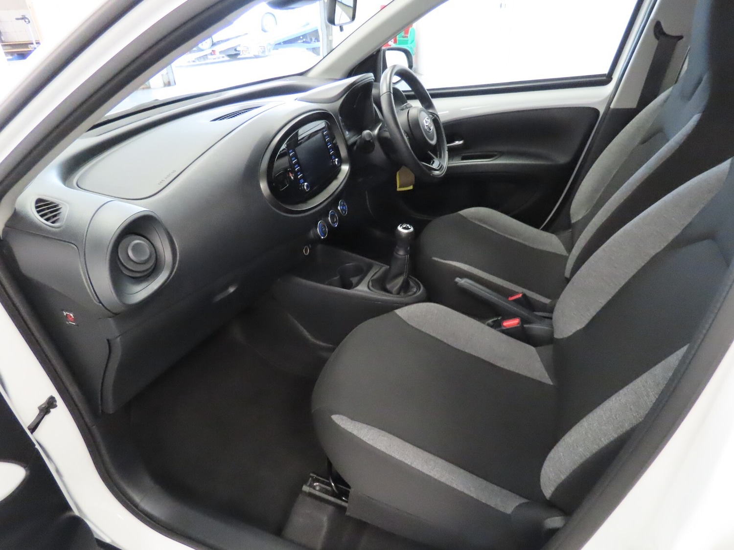 Used Toyota Aygo X 2022 for sale - 76276729: Photo 35