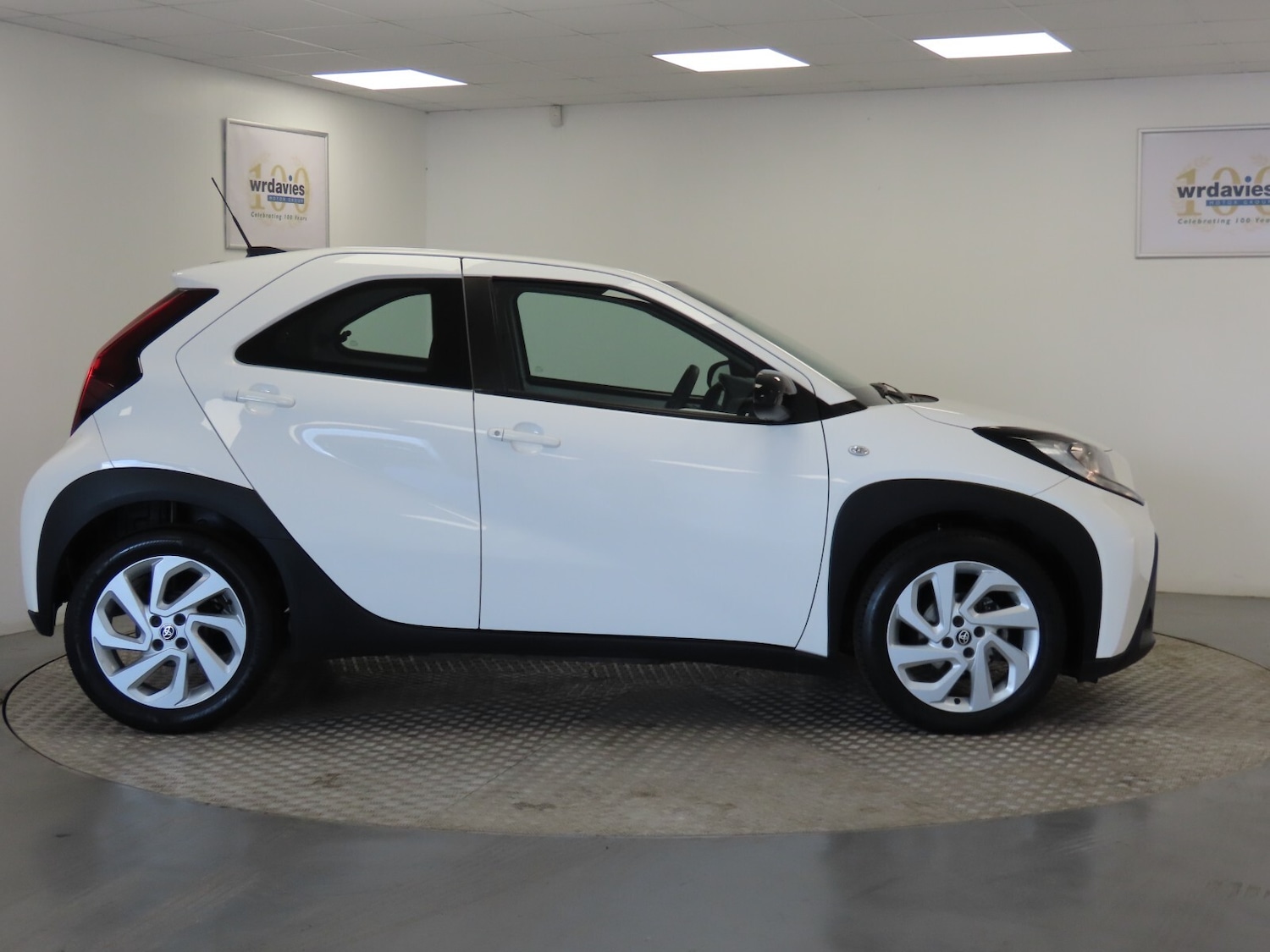 Used Toyota Aygo X 2022 for sale - 76276729: Photo 8