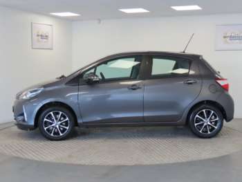 Used Toyota Yaris 2019 for sale - 74883260: Photo