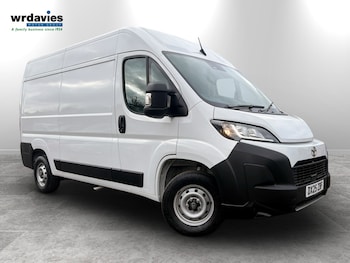 Toyota PROACE MAX feature image