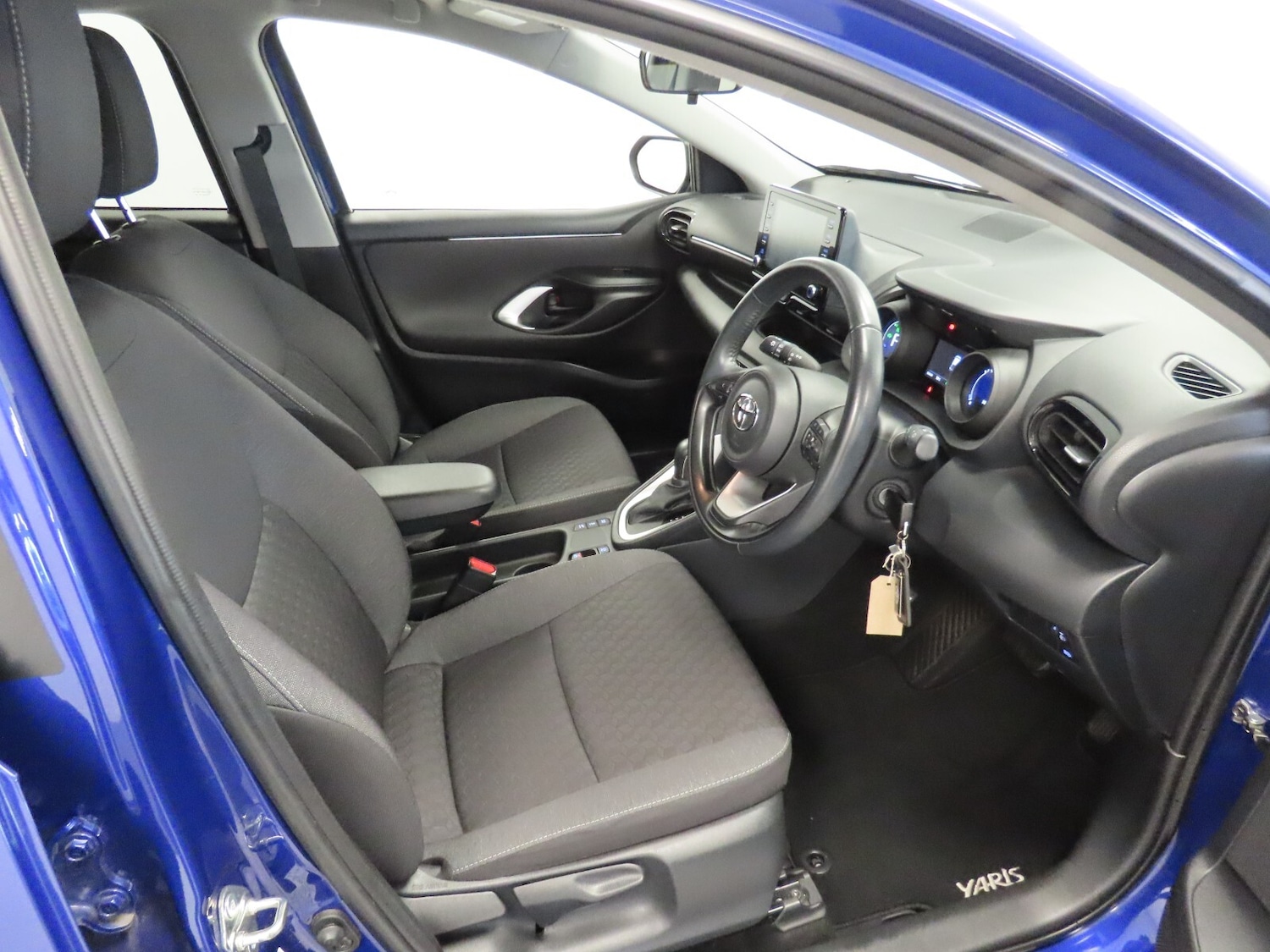 Used Toyota Yaris 2023 for sale - 76966533: Photo 15