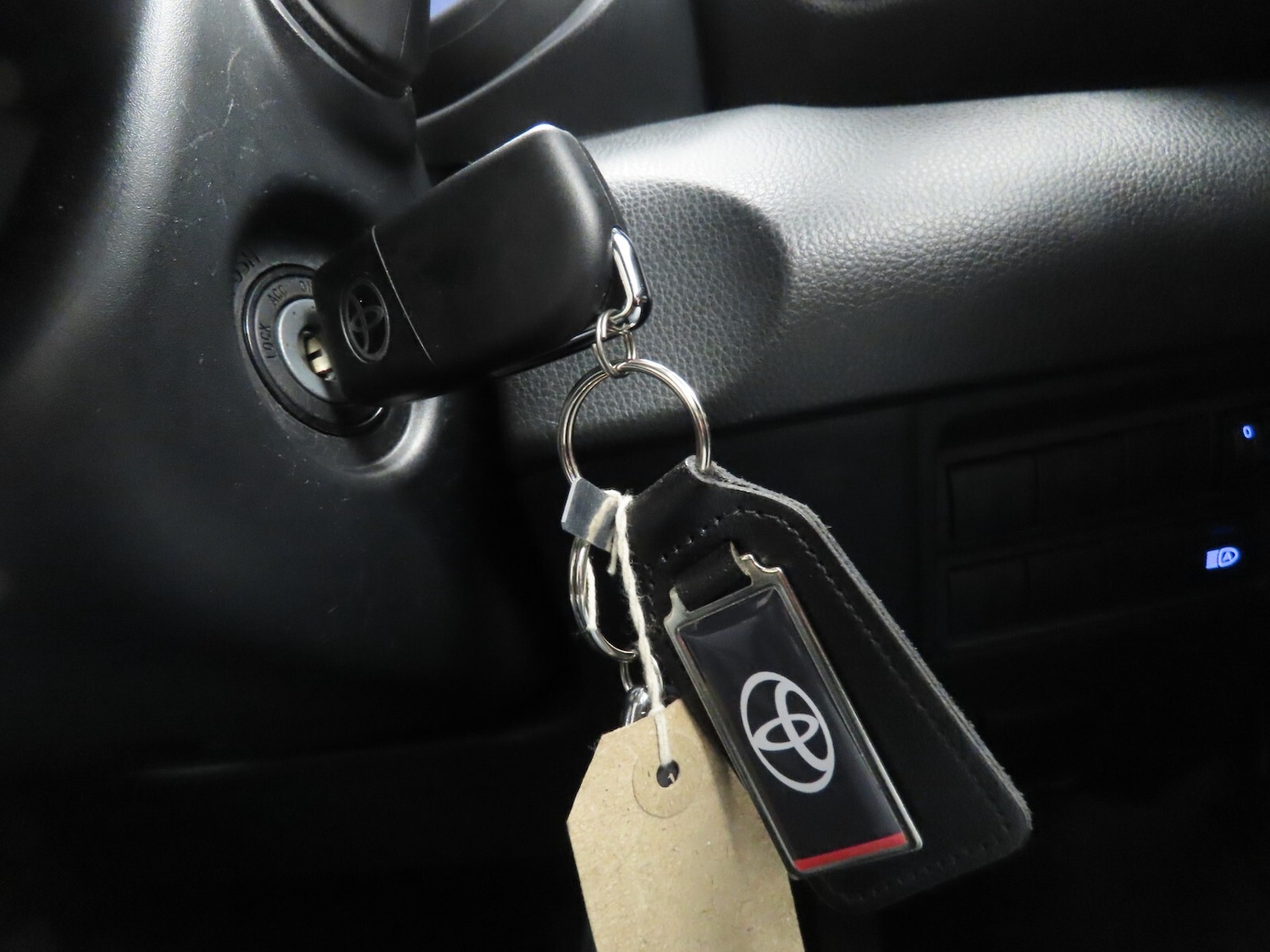 Used Toyota Yaris 2023 for sale - 76966533: Photo 29