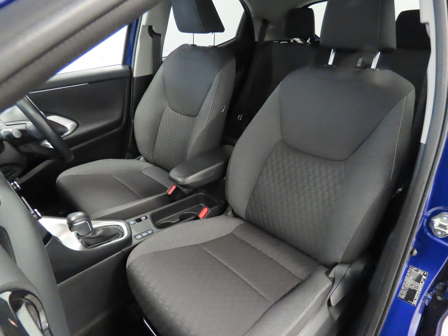 Used Toyota Yaris 2023 for sale - 76966533: Photo 38