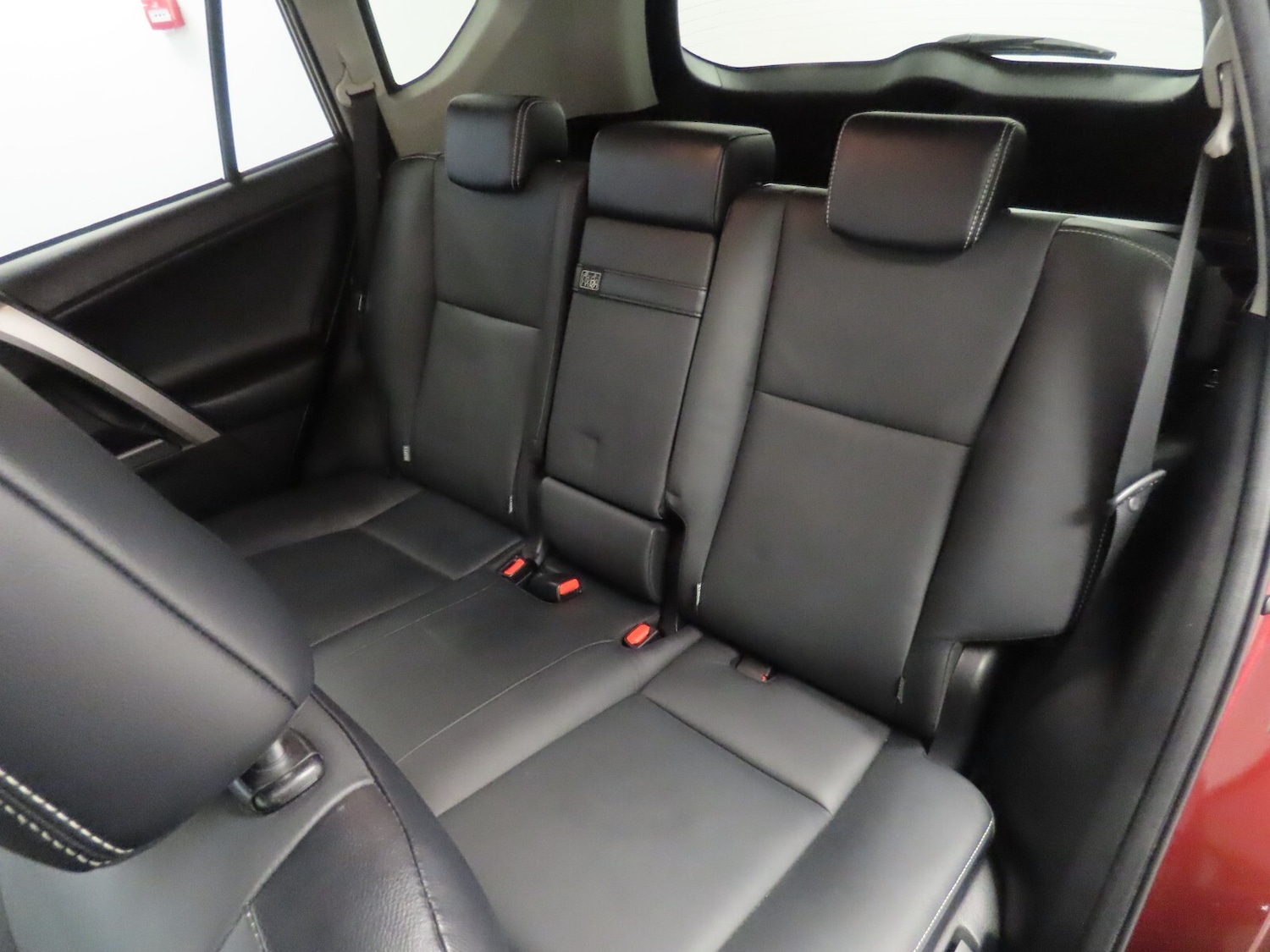 Used Toyota RAV4 2016 for sale - 77732390: Photo 38