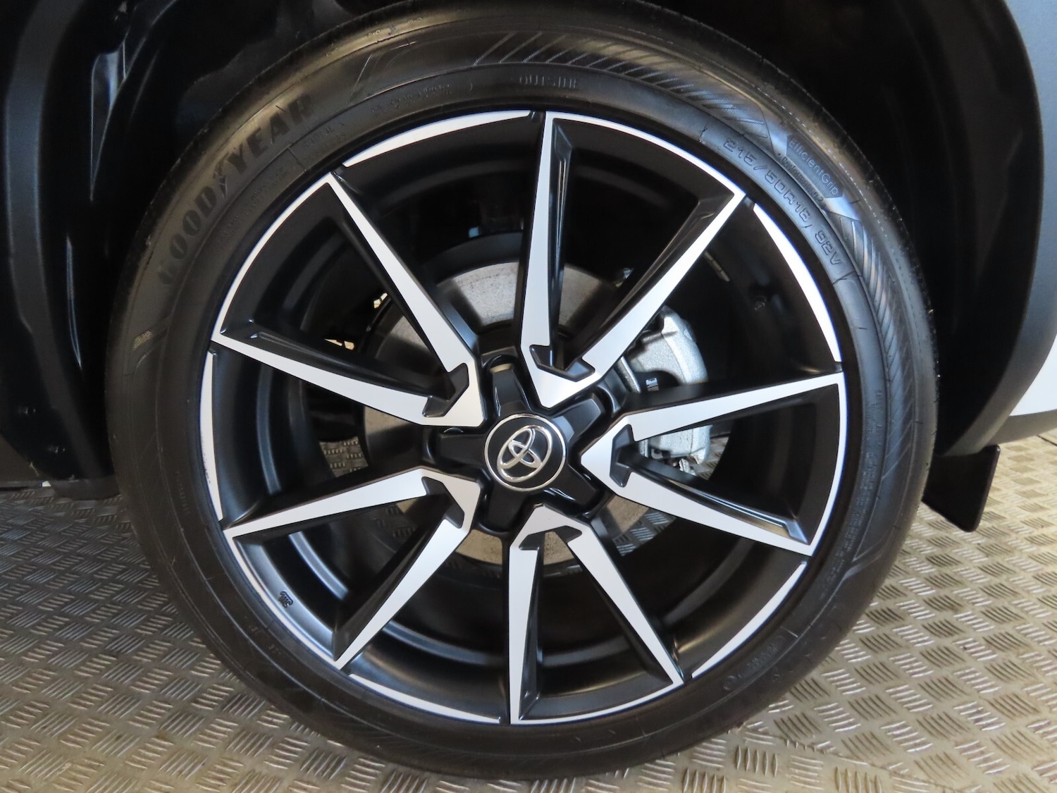 Used Toyota Yaris Cross 2025 for sale - 77105880: Photo 11