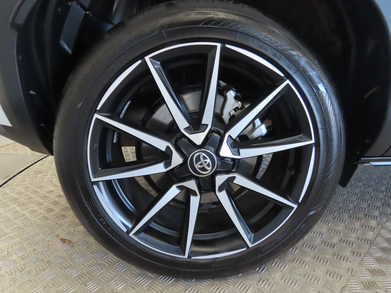 Used Toyota Yaris Cross 2025 for sale - 77105880: Photo 12