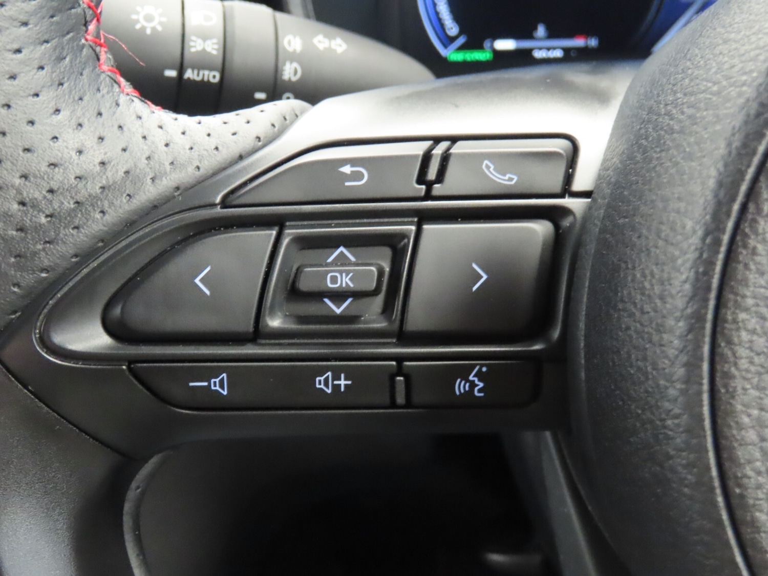 Used Toyota Yaris Cross 2025 for sale - 77105880: Photo 21