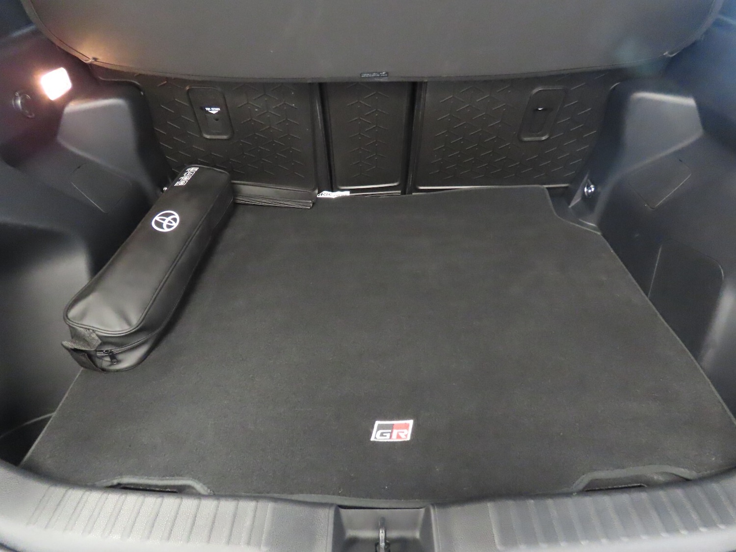 Used Toyota Yaris Cross 2025 for sale - 77105880: Photo 35