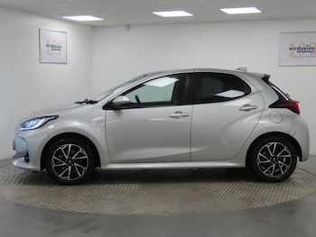 Used Toyota Yaris 2021 for sale - 77333208: Photo