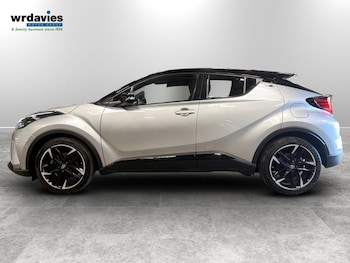 Used Toyota C-HR 2023 for sale - 78838085: Photo