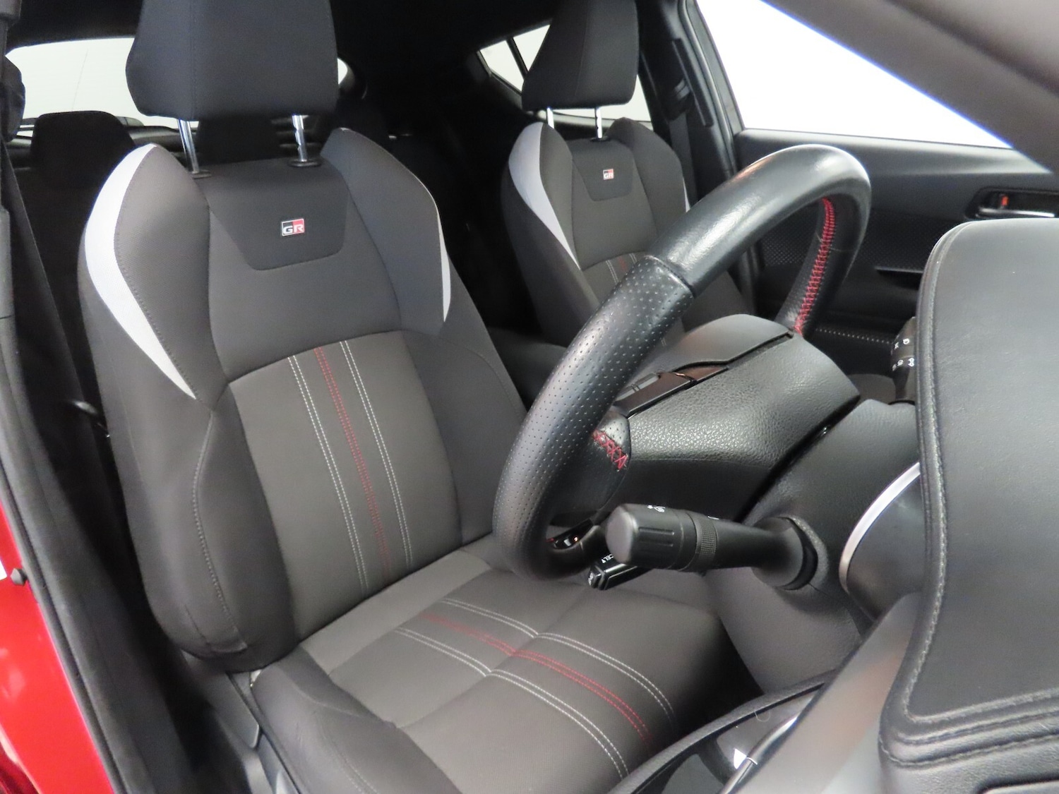 Used Toyota C-HR 2022 for sale - 77581357: Photo 16