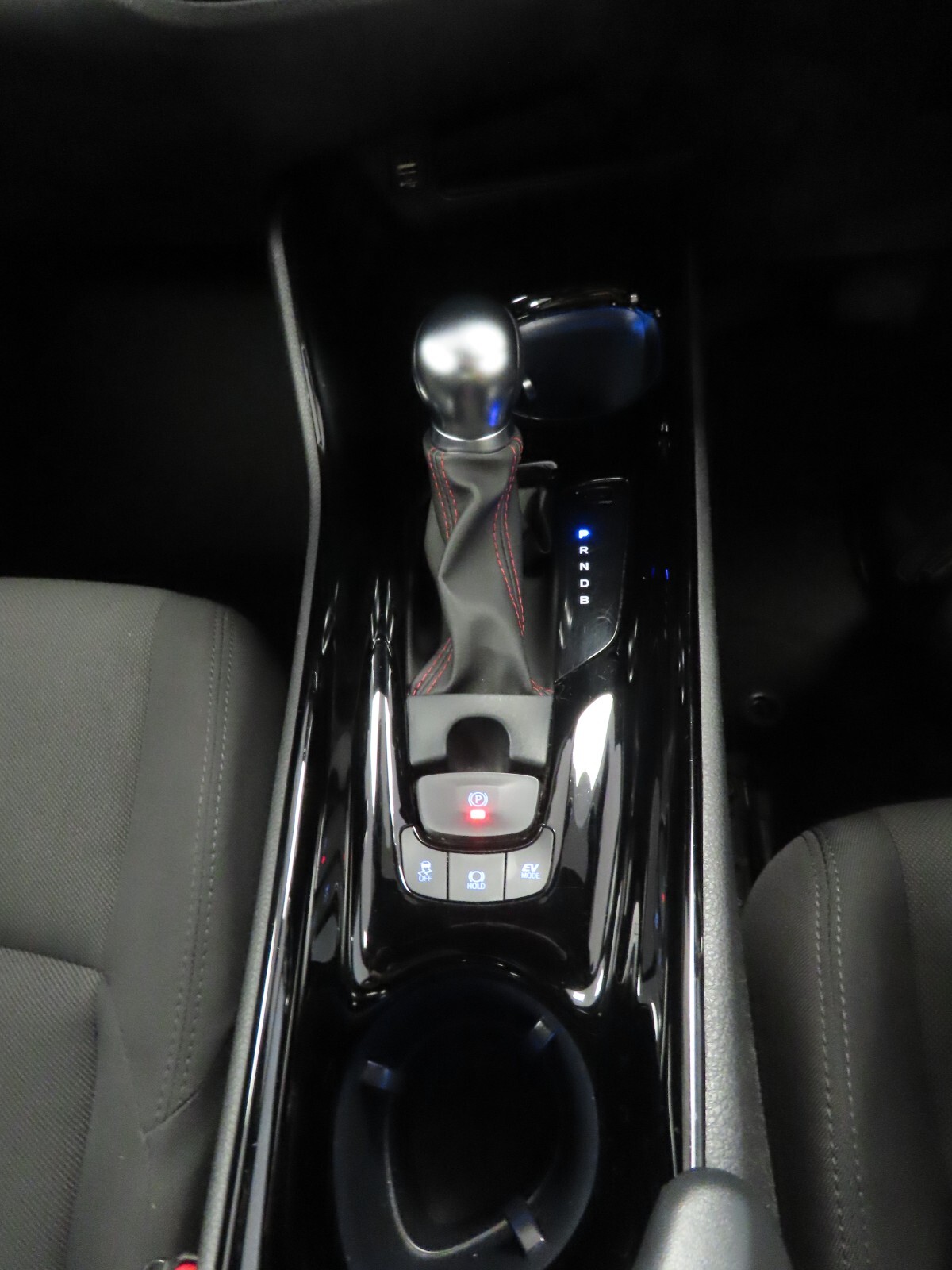 Used Toyota C-HR 2022 for sale - 77581357: Photo 27