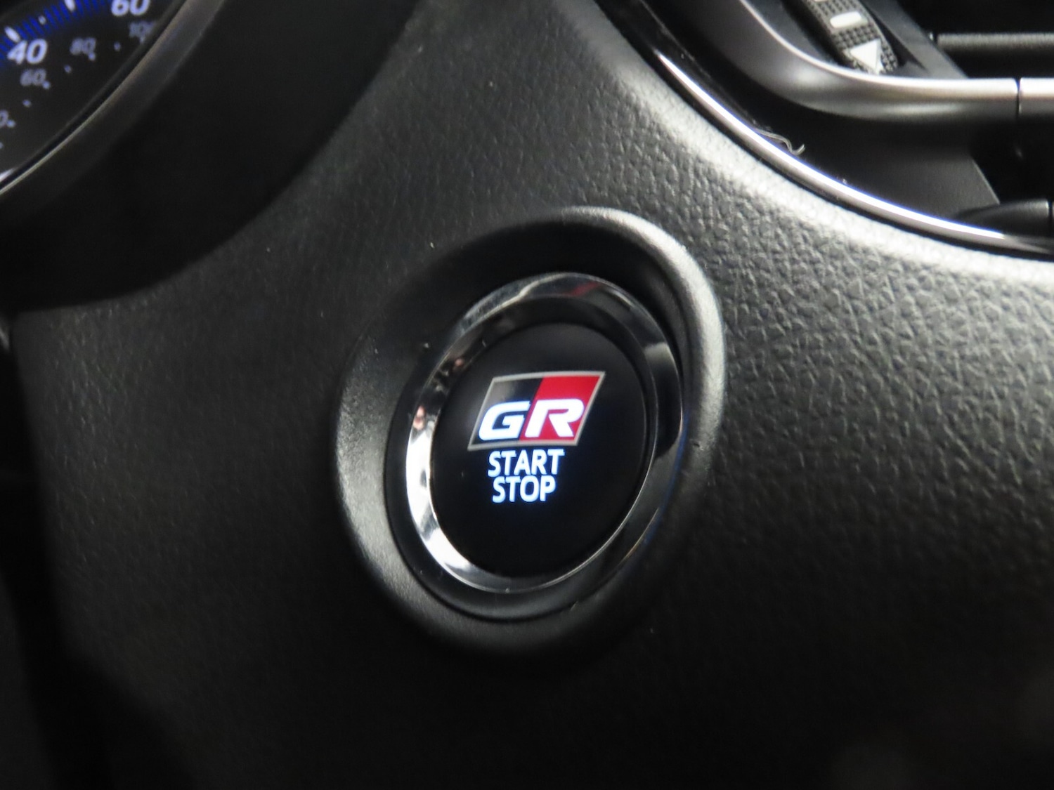 Used Toyota C-HR 2022 for sale - 77581357: Photo 28