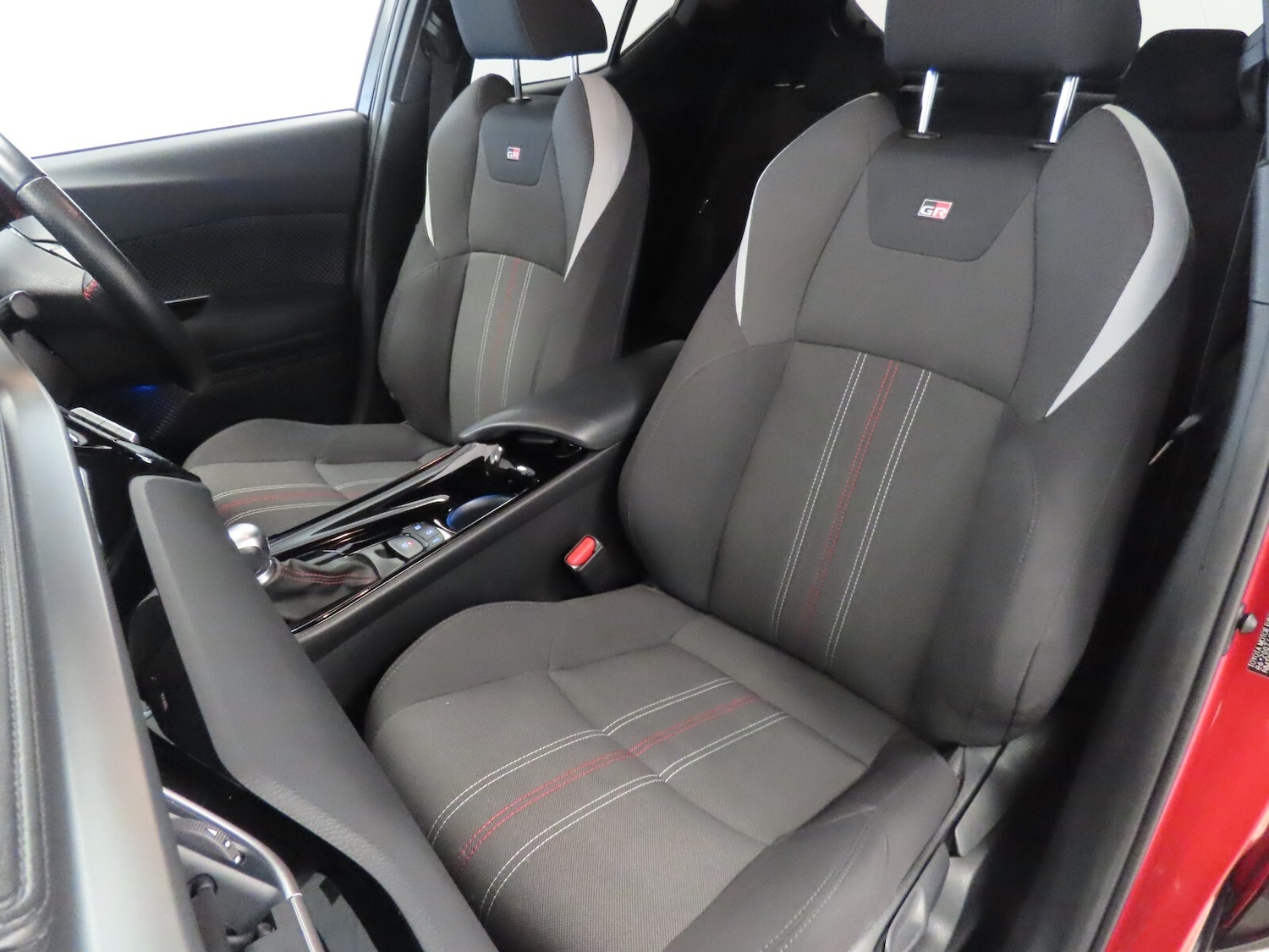 Used Toyota C-HR 2022 for sale - 77581357: Photo 39