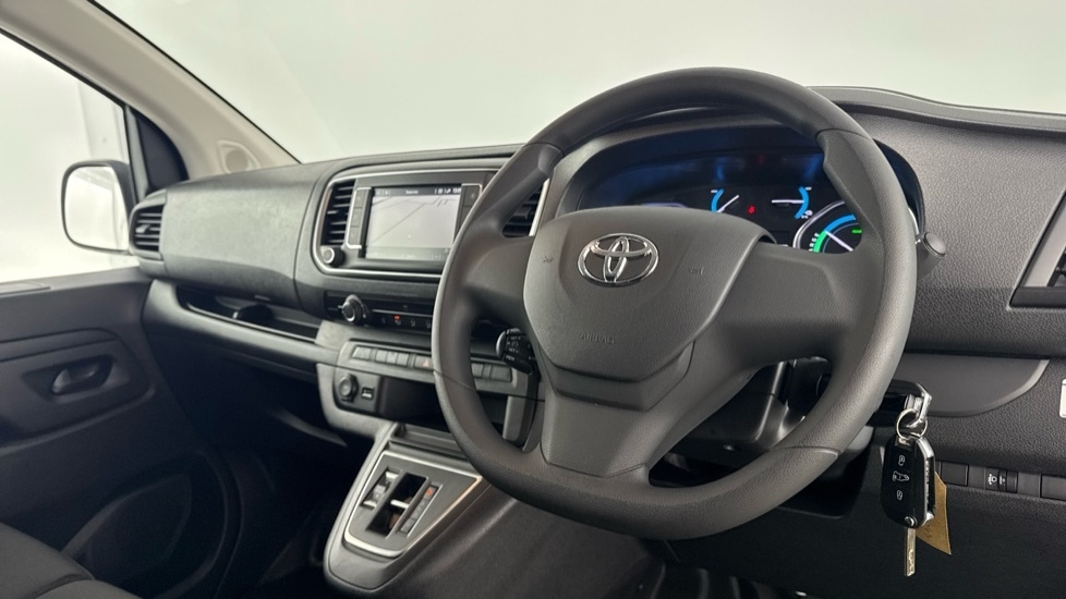 Used Toyota ProAce 2025 for sale - 77965241: Photo 8