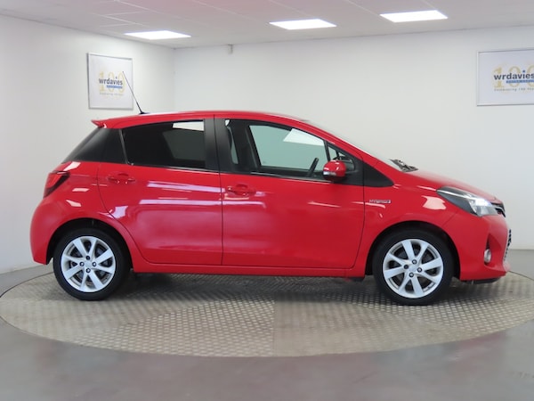 Used Toyota Yaris 2015 for sale - 76290030: Photo 8