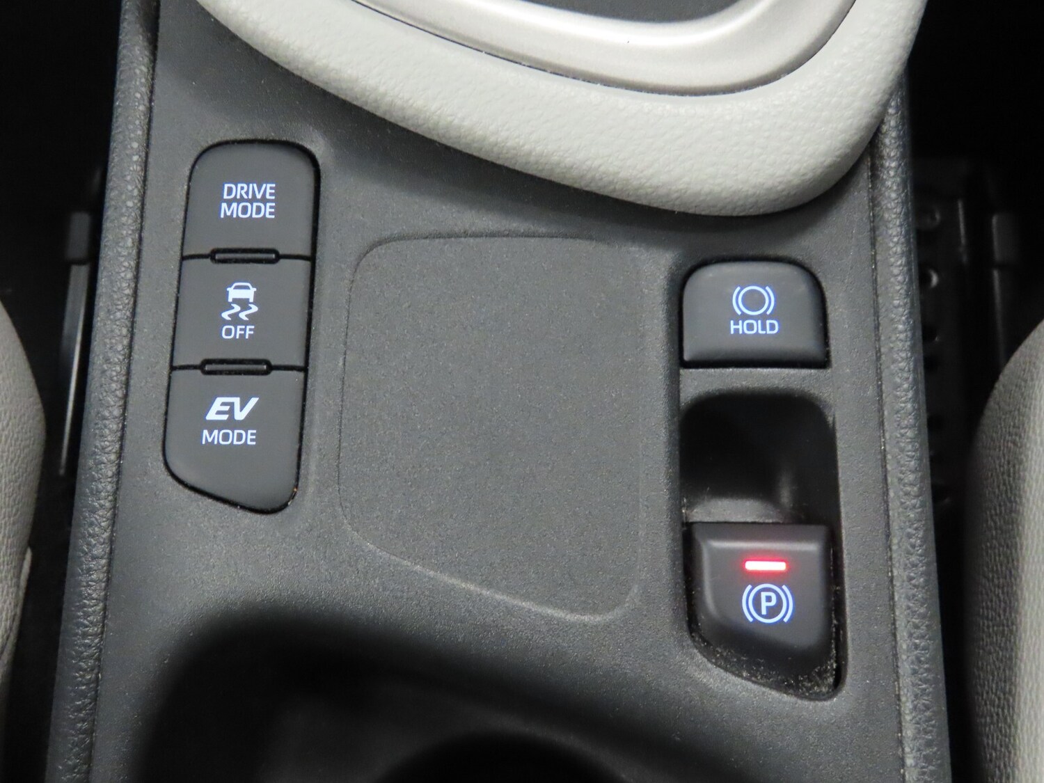 Used Toyota Yaris 2021 for sale - 77499672: Photo 27